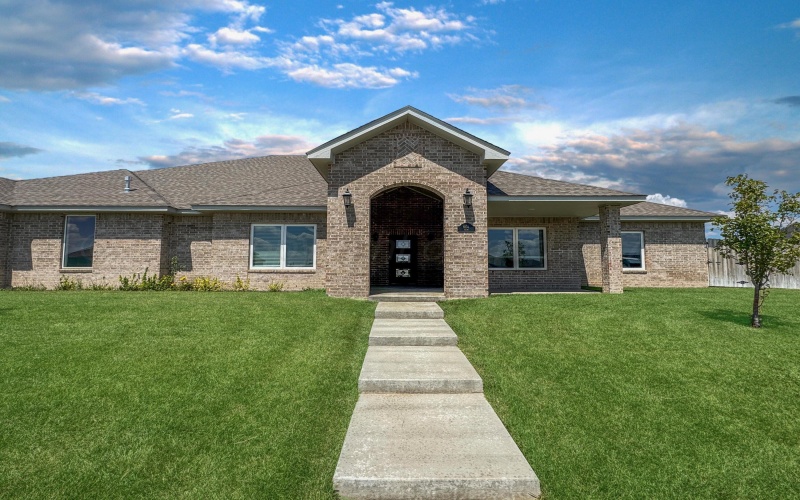 8104 MIAMI Avenue, Amarillo, TX 79118-1542, 5 Habitaciones Habitaciones , ,3 BañosBaños,Residential,En Venta,8104 MIAMI Avenue,0,25-7461
