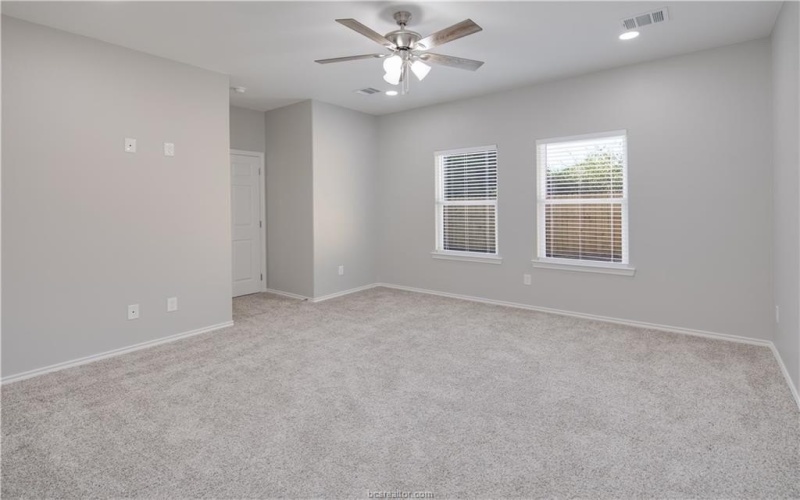 507 BROSIG AVE, Navasota, TX 77868, 3 Habitaciones Habitaciones , ,2 BañosBaños,Residential,En Venta,507 BROSIG AVE,0,24012661