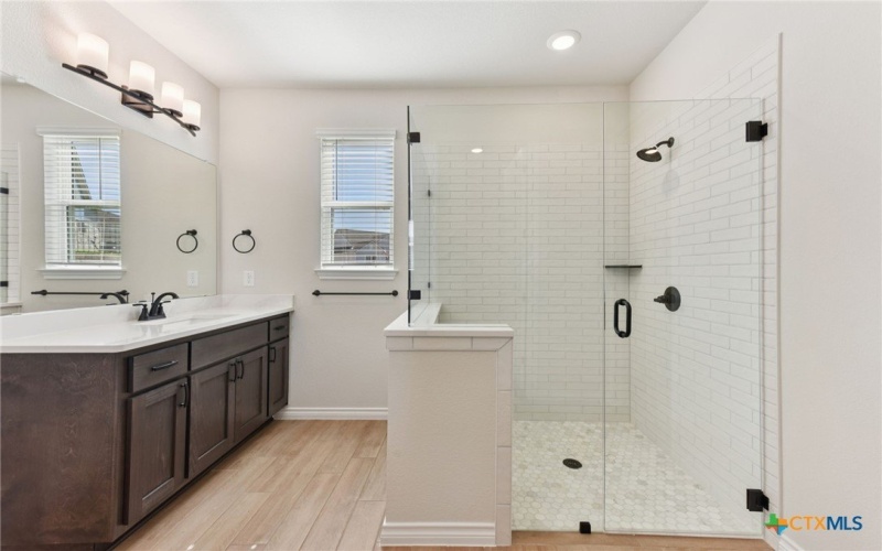 105 Antoinette Way unit: 102 #102, San Marcos, TX 78666, 2 Habitaciones Habitaciones , ,2 BañosBaños,Residential,En Venta,105 Antoinette Way unit: 102,0,590709