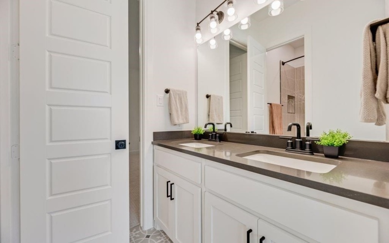 301 Rosecomb Street, Northlake, TX 76247, 4 Habitaciones Habitaciones , ,3 BañosBaños,Residential,En Venta,301 Rosecomb Street,0,21022807