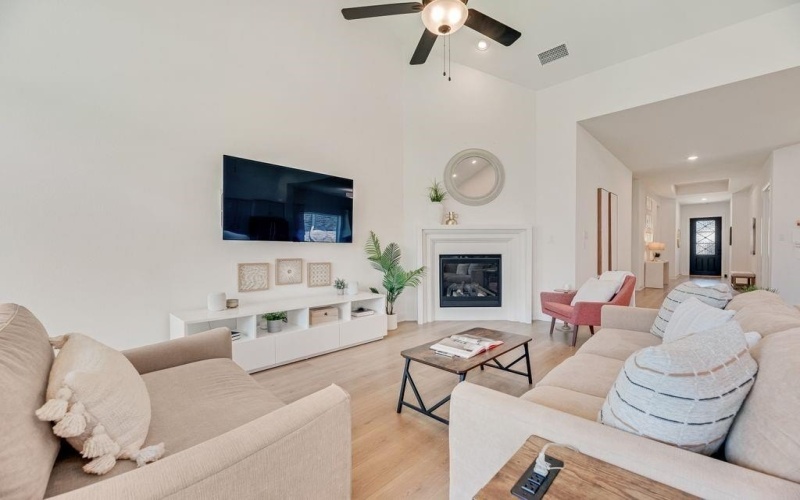 301 Rosecomb Street, Northlake, TX 76247, 4 Habitaciones Habitaciones , ,3 BañosBaños,Residential,En Venta,301 Rosecomb Street,0,21022807