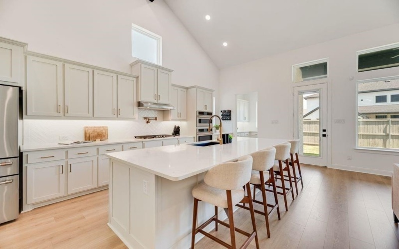 301 Rosecomb Street, Northlake, TX 76247, 4 Habitaciones Habitaciones , ,3 BañosBaños,Residential,En Venta,301 Rosecomb Street,0,21022807