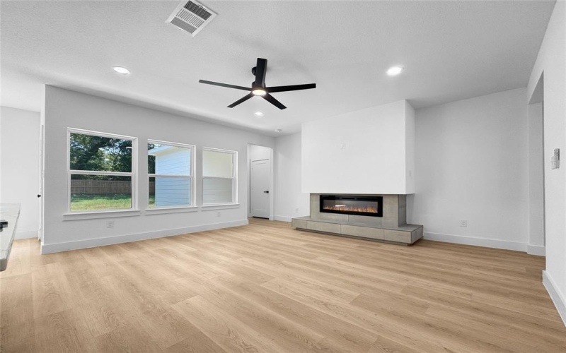 3900 De Maggio Avenue, Dallas, TX 75210, 4 Habitaciones Habitaciones , ,2 BañosBaños,Residential,En Venta,3900 De Maggio Avenue,0,21037201