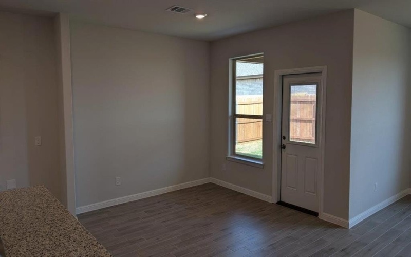 933 TRACTION Trail, Cleburne, TX 76031, 4 Habitaciones Habitaciones , ,2 BañosBaños,Residential,En Venta,933 TRACTION Trail,0,21040362