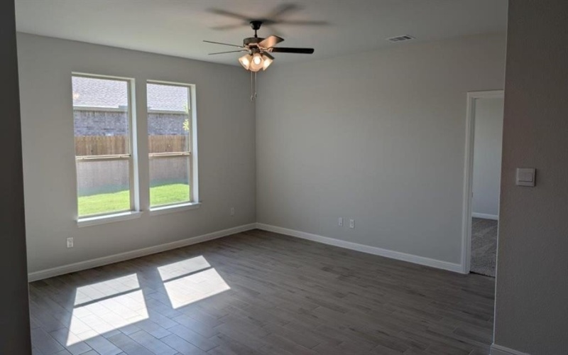 960 TRACTION Trail, Cleburne, TX 76031, 4 Habitaciones Habitaciones , ,2 BañosBaños,Residential,En Venta,960 TRACTION Trail,0,21040381