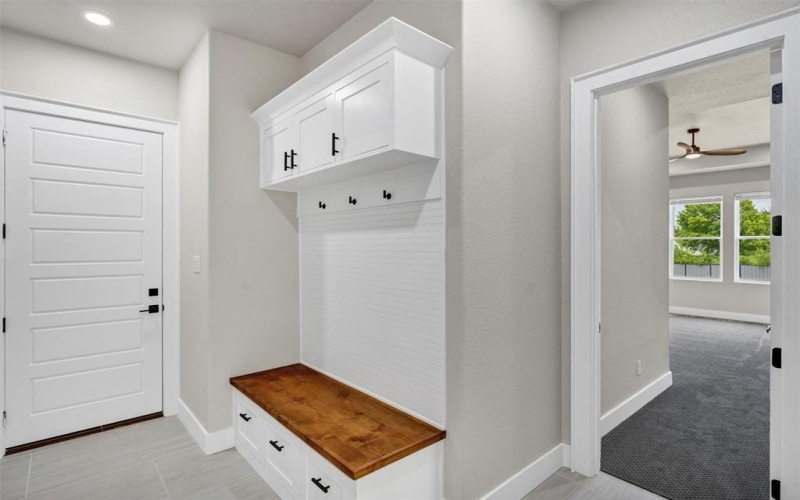 12844 Covey Creek Drive, Burleson, TX 76028, 4 Habitaciones Habitaciones , ,5 BañosBaños,Residential,En Venta,12844 Covey Creek Drive,0,21040934