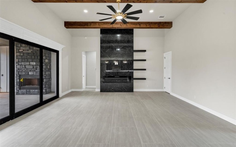 12844 Covey Creek Drive, Burleson, TX 76028, 4 Habitaciones Habitaciones , ,5 BañosBaños,Residential,En Venta,12844 Covey Creek Drive,0,21040934