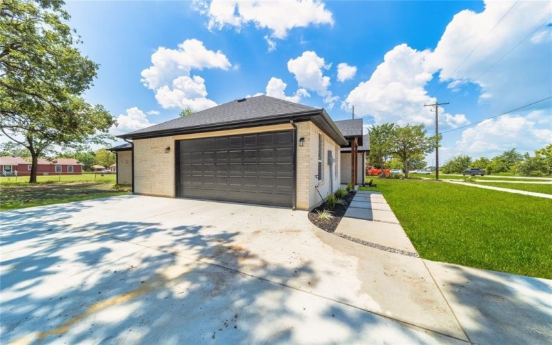 1117 West End, Terrell, TX 75160, 4 Habitaciones Habitaciones , ,2 BañosBaños,Residential,En Venta,1117 West End,0,21040982