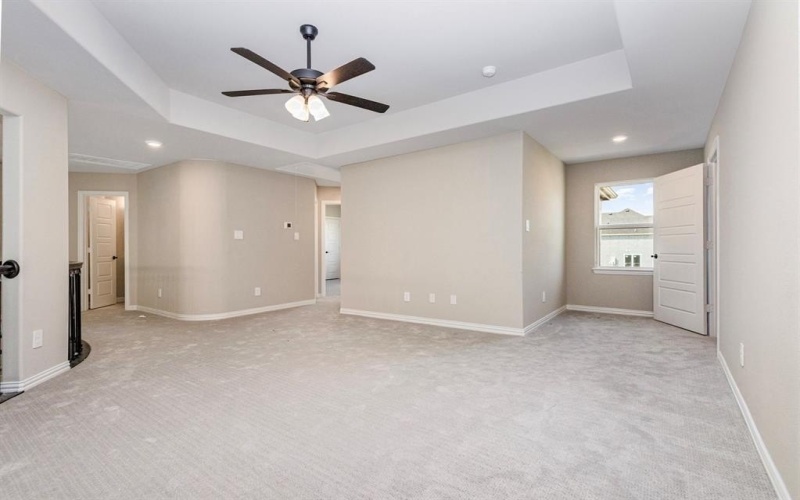 240 HANGING GARDEN Drive, Prosper, TX 75078, 6 Bedrooms Bedrooms, ,5 BathroomsBathrooms,Residential,For Sale,240 HANGING GARDEN Drive,0,21041117