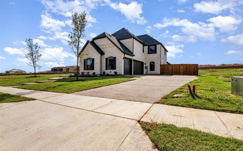 240 HANGING GARDEN Drive, Prosper, TX 75078, 6 Bedrooms Bedrooms, ,5 BathroomsBathrooms,Residential,For Sale,240 HANGING GARDEN Drive,0,21041117