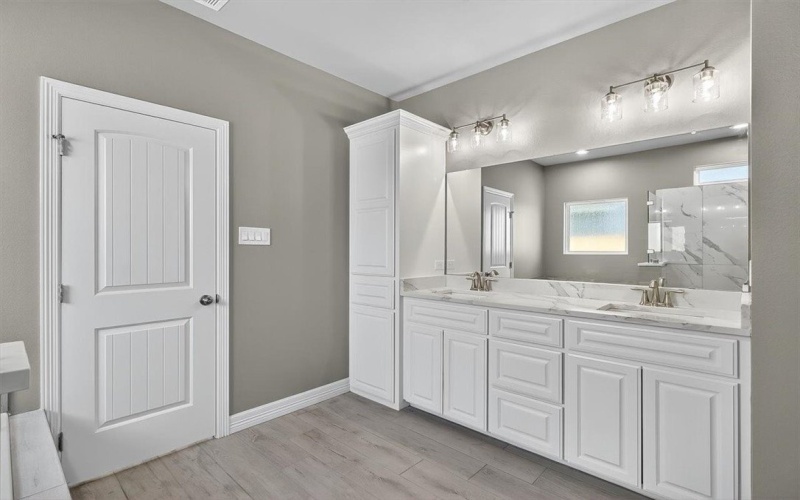 2701 Lannister, Corpus Christi, TX 78415, 5 Habitaciones Habitaciones , ,2 BañosBaños,Residential,En Venta,2701 Lannister,0,463978
