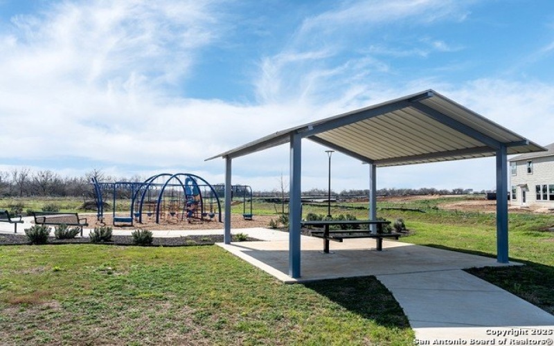 5015 BANK RUNNER, Elmendorf, TX 78112, 3 Habitaciones Habitaciones , ,2 BañosBaños,Residential,En Venta,5015 BANK RUNNER,0,1895345