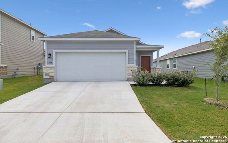 5518 Frederick Bluff, San Antonio, TX 78073, 3 Bedrooms Bedrooms, ,2 BathroomsBathrooms,Residential,For Sale,5518 Frederick Bluff,0,1895424