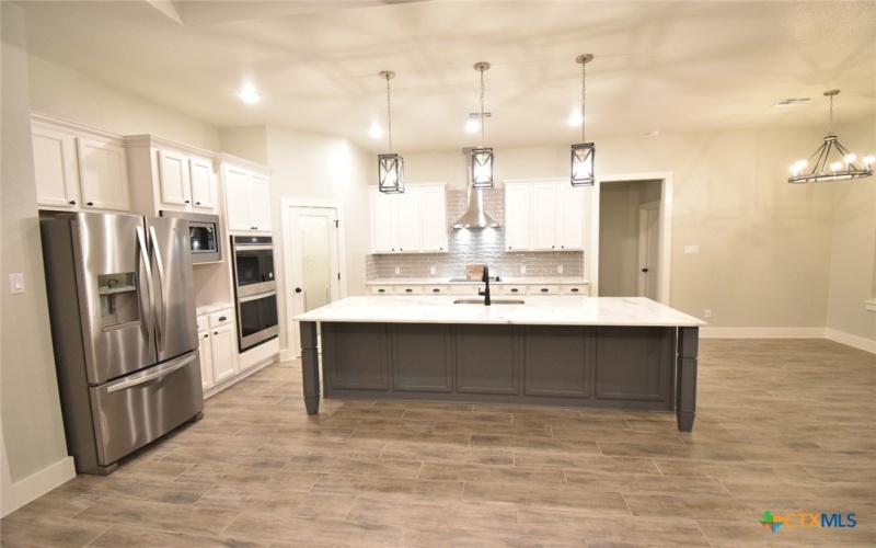 516 25th Avenue, Belton, TX 76513, 4 Habitaciones Habitaciones , ,3 BañosBaños,Residential,En Venta,516 25th Avenue,0,590646