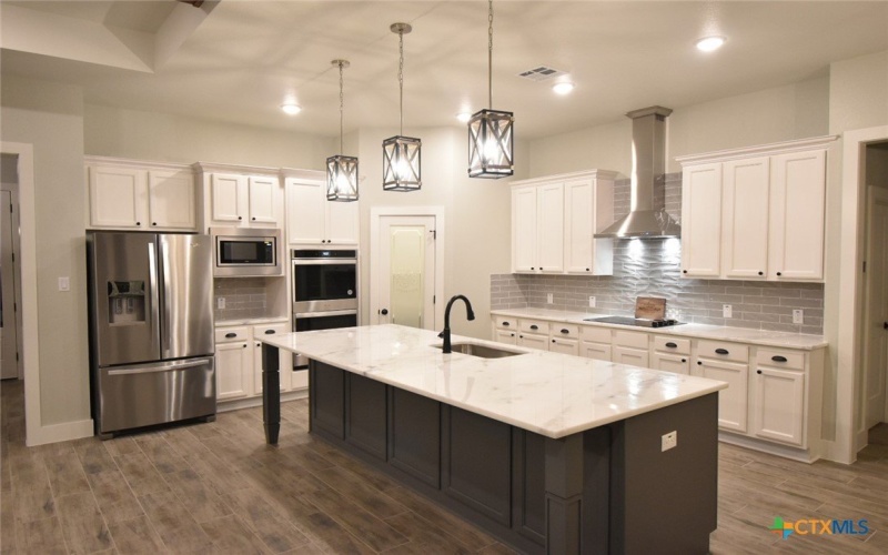 516 25th Avenue, Belton, TX 76513, 4 Habitaciones Habitaciones , ,3 BañosBaños,Residential,En Venta,516 25th Avenue,0,590646