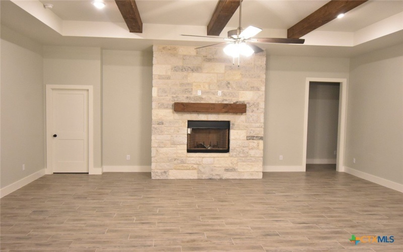 516 25th Avenue, Belton, TX 76513, 4 Habitaciones Habitaciones , ,3 BañosBaños,Residential,En Venta,516 25th Avenue,0,590646