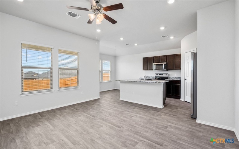 2211 Turmeric Court, Temple, TX 76502, 3 Habitaciones Habitaciones , ,2 BañosBaños,Residential,En Venta,2211 Turmeric Court,0,590837