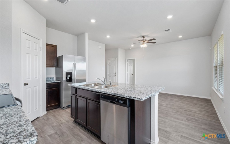 2211 Turmeric Court, Temple, TX 76502, 3 Habitaciones Habitaciones , ,2 BañosBaños,Residential,En Venta,2211 Turmeric Court,0,590837
