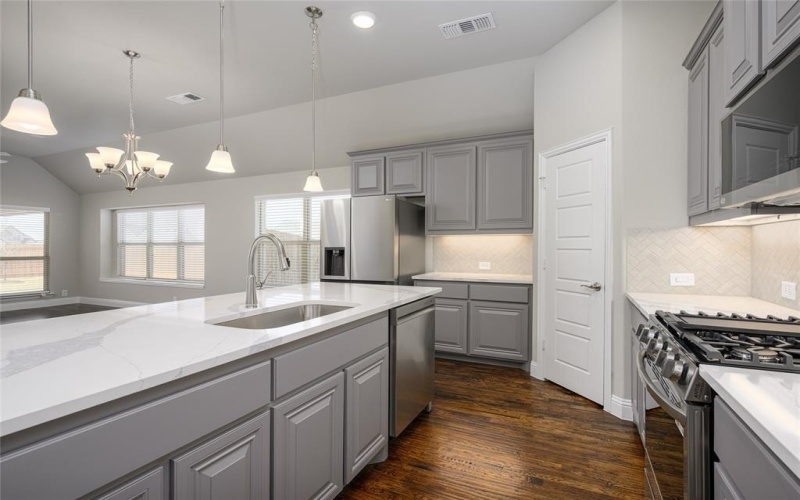 502 Obsidian Drive, Sherman, TX 75092, 3 Habitaciones Habitaciones , ,2 BañosBaños,Residential,En Venta,502 Obsidian Drive,0,20879170