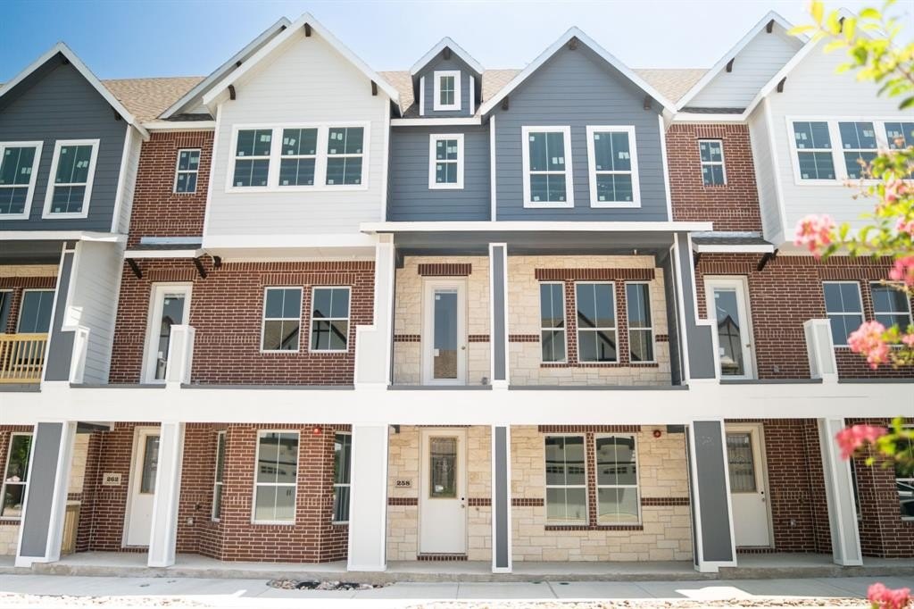 262 Harris Street, Lewisville, TX 75057, 3 Bedrooms Bedrooms, ,3 BathroomsBathrooms,Residential,For Sale,262 Harris Street,0,20930488