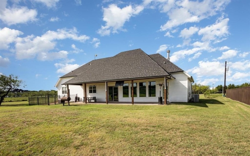 601 Gin Road, Ennis, TX 75119, 4 Bedrooms Bedrooms, ,3 BathroomsBathrooms,Residential,For Sale,601 Gin Road,0,21035936