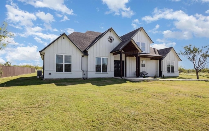 601 Gin Road, Ennis, TX 75119, 4 Bedrooms Bedrooms, ,3 BathroomsBathrooms,Residential,For Sale,601 Gin Road,0,21035936