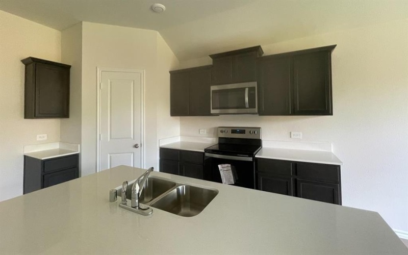 215 Desert Willow Way, Royse City, TX 75189, 3 Bedrooms Bedrooms, ,2 BathroomsBathrooms,Residential,For Sale,215 Desert Willow Way,0,21041340