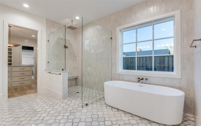 10326 Crestover Drive, Dallas, TX 75229, 5 Bedrooms Bedrooms, ,6 BathroomsBathrooms,Residential,For Sale,10326 Crestover Drive,0,21041402