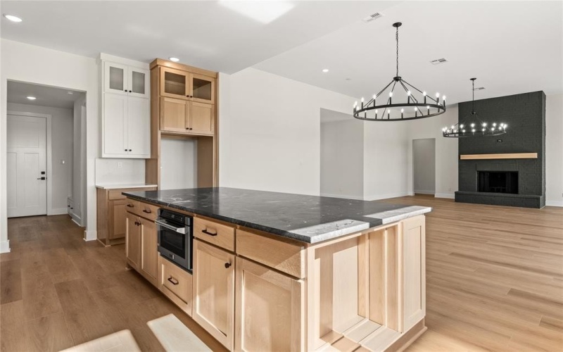 11002 Denali Drive, Woodway, TX 76712, 5 Bedrooms Bedrooms, ,3 BathroomsBathrooms,Residential,For Sale,11002 Denali Drive,0,21041417