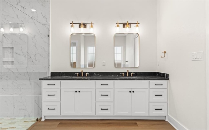 11002 Denali Drive, Woodway, TX 76712, 5 Bedrooms Bedrooms, ,3 BathroomsBathrooms,Residential,For Sale,11002 Denali Drive,0,21041417