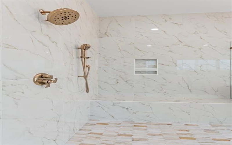 11002 Denali Drive, Woodway, TX 76712, 5 Bedrooms Bedrooms, ,3 BathroomsBathrooms,Residential,For Sale,11002 Denali Drive,0,21041417