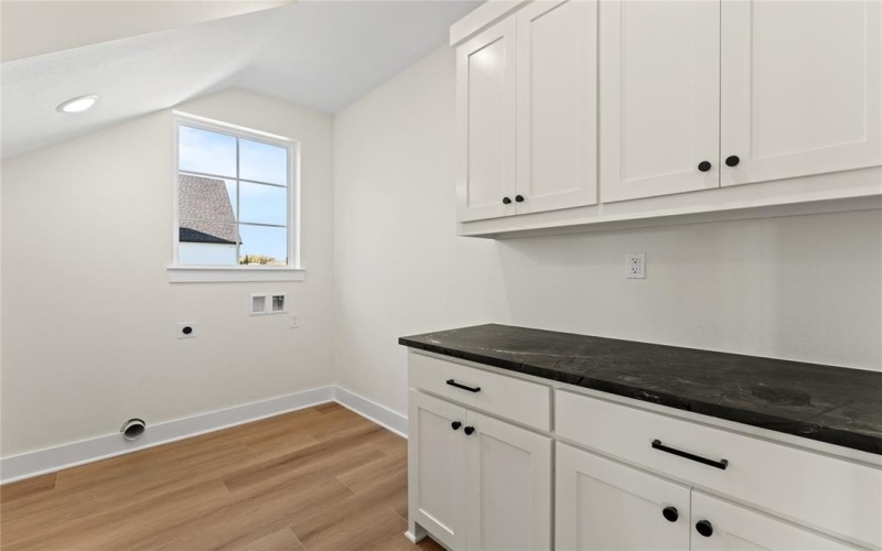 11002 Denali Drive, Woodway, TX 76712, 5 Bedrooms Bedrooms, ,3 BathroomsBathrooms,Residential,For Sale,11002 Denali Drive,0,21041417