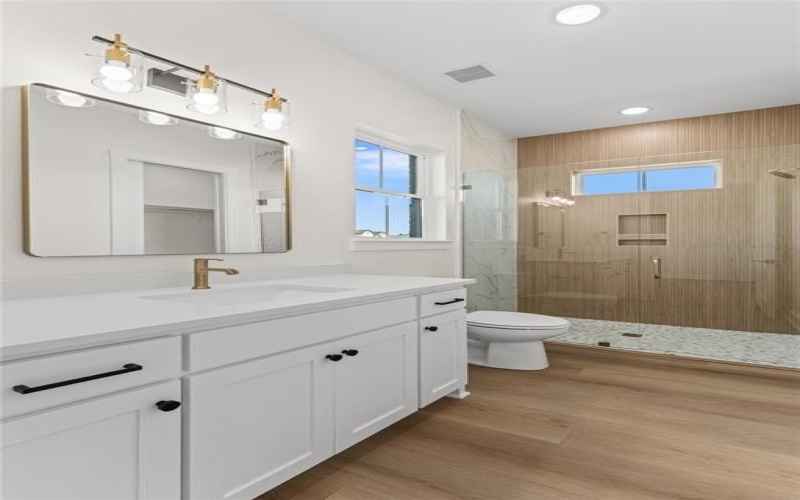 11002 Denali Drive, Woodway, TX 76712, 5 Bedrooms Bedrooms, ,3 BathroomsBathrooms,Residential,For Sale,11002 Denali Drive,0,21041417