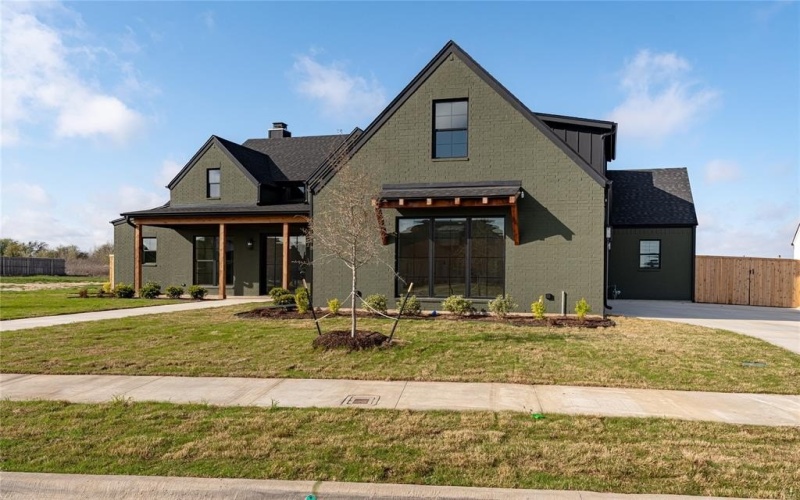 11002 Denali Drive, Woodway, TX 76712, 5 Bedrooms Bedrooms, ,3 BathroomsBathrooms,Residential,For Sale,11002 Denali Drive,0,21041417