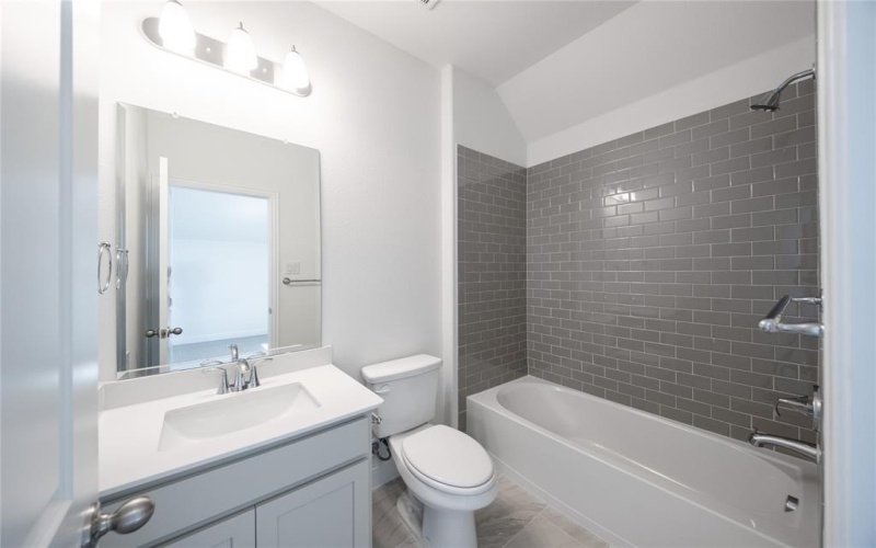 241 Harmony Avenue, Forney, TX 75126, 4 Habitaciones Habitaciones , ,3 BañosBaños,Residential,En Venta,241 Harmony Avenue,0,21041432