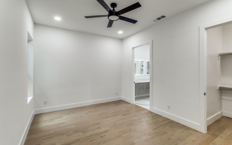 1521 N Haskell Avenue, Dallas, TX 75204, 3 Bedrooms Bedrooms, ,2 BathroomsBathrooms,Residential,For Sale,1521 N Haskell Avenue,0,21041658