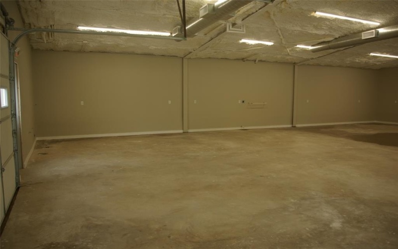 306 S Waco Street, Van Alstyne, TX 75495, ,Commercial Sale,For Sale,306 S Waco Street,0,21041726