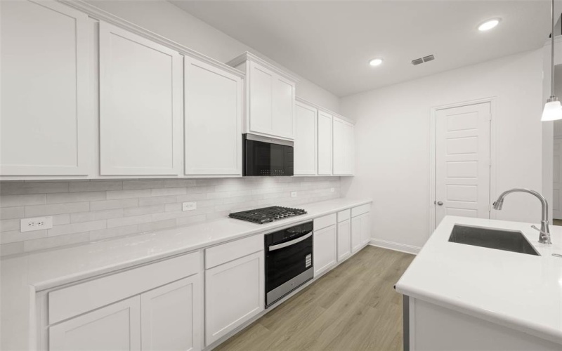 1324 Rothland Lane, Red Oak, TX 75154, 4 Habitaciones Habitaciones , ,3 BañosBaños,Residential,En Venta,1324 Rothland Lane,0,21041804