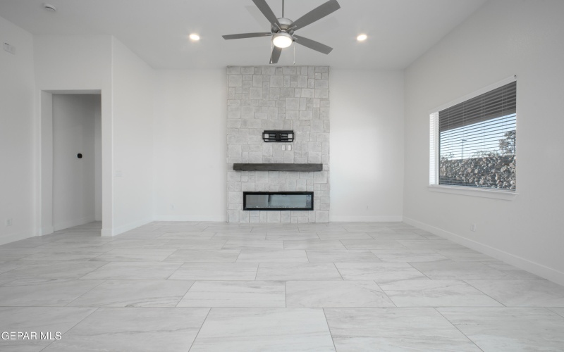 12824 Prestbury Avenue, El Paso, TX 79928, 3 Bedrooms Bedrooms, ,1 BathroomBathrooms,Residential,For Sale,12824 Prestbury Avenue,917894