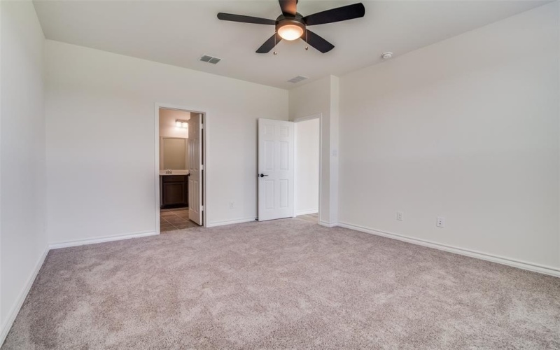 1531 Newsted Drive, Seagoville, TX 75159, 4 Bedrooms Bedrooms, ,2 BathroomsBathrooms,Residential,For Sale,1531 Newsted Drive,0,21041847