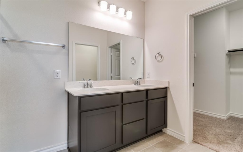 1531 Newsted Drive, Seagoville, TX 75159, 4 Bedrooms Bedrooms, ,2 BathroomsBathrooms,Residential,For Sale,1531 Newsted Drive,0,21041847