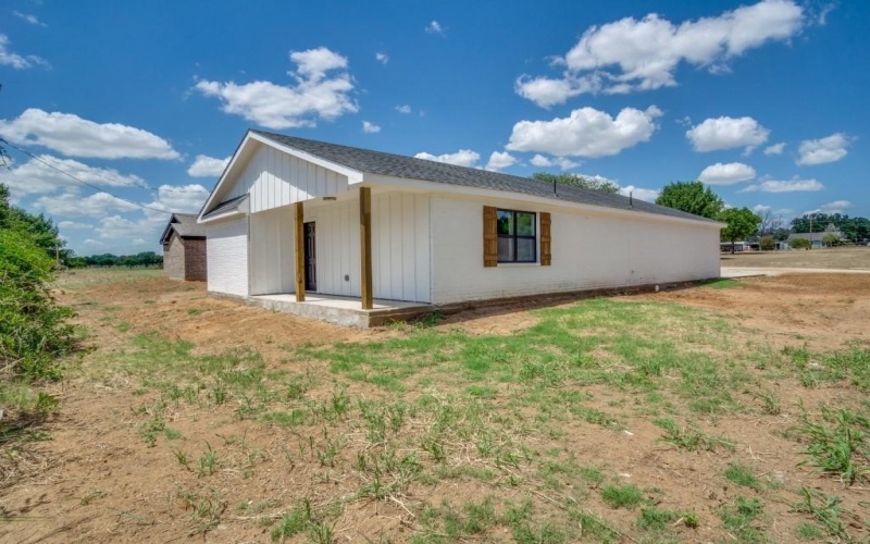 808 Buckboard Drive, De Leon, TX 76444, 3 Bedrooms Bedrooms, ,2 BathroomsBathrooms,Residential,For Sale,808 Buckboard Drive,0,21041849