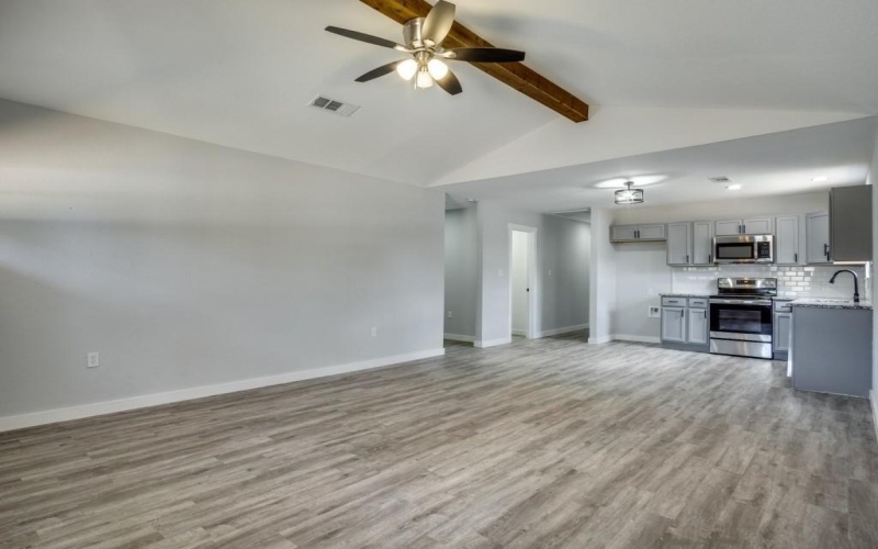 808 Buckboard Drive, De Leon, TX 76444, 3 Bedrooms Bedrooms, ,2 BathroomsBathrooms,Residential,For Sale,808 Buckboard Drive,0,21041849