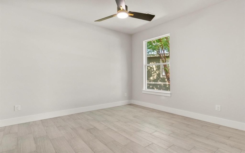 5102 Waterbury Court, Granbury, TX 76048, 4 Bedrooms Bedrooms, ,2 BathroomsBathrooms,Residential,For Sale,5102 Waterbury Court,0,21041852