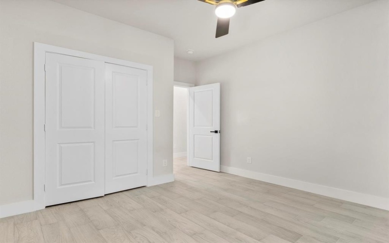5102 Waterbury Court, Granbury, TX 76048, 4 Bedrooms Bedrooms, ,2 BathroomsBathrooms,Residential,For Sale,5102 Waterbury Court,0,21041852