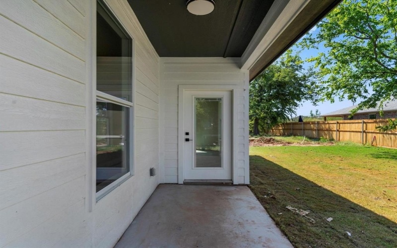 5102 Waterbury Court, Granbury, TX 76048, 4 Bedrooms Bedrooms, ,2 BathroomsBathrooms,Residential,For Sale,5102 Waterbury Court,0,21041852