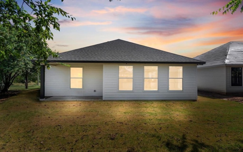 5102 Waterbury Court, Granbury, TX 76048, 4 Bedrooms Bedrooms, ,2 BathroomsBathrooms,Residential,For Sale,5102 Waterbury Court,0,21041852