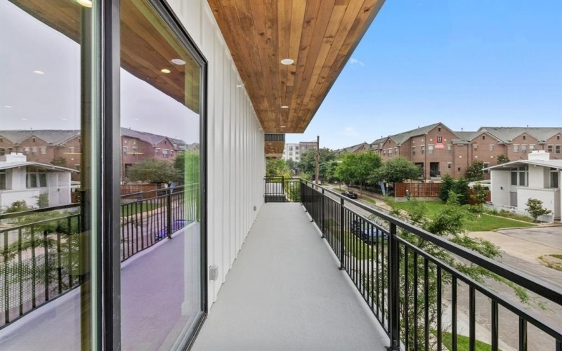 4330 Dickason Avenue #201, Dallas, TX 75219, 3 Bedrooms Bedrooms, ,3 BathroomsBathrooms,Residential,For Sale,4330 Dickason Avenue,0,21041857