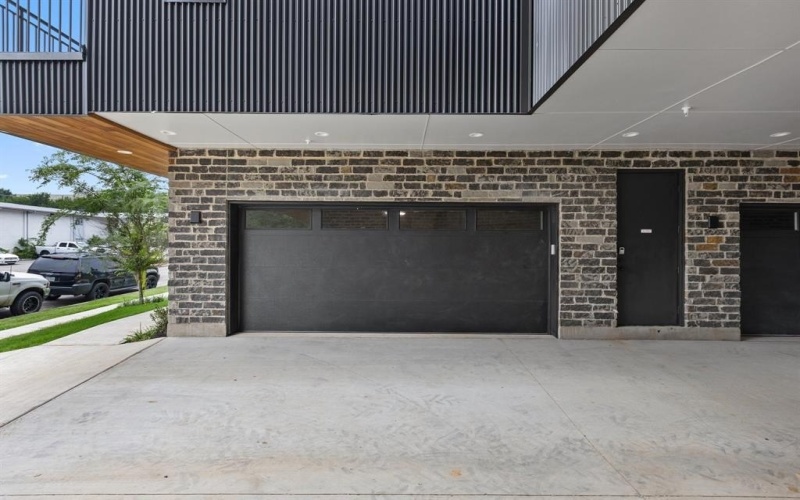 4330 Dickason Avenue #201, Dallas, TX 75219, 3 Bedrooms Bedrooms, ,3 BathroomsBathrooms,Residential,For Sale,4330 Dickason Avenue,0,21041857