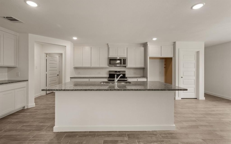 201 Bartlett Court, Runaway Bay, TX 76426, 4 Habitaciones Habitaciones , ,2 BañosBaños,Residential,En Venta,201 Bartlett Court,0,21042036